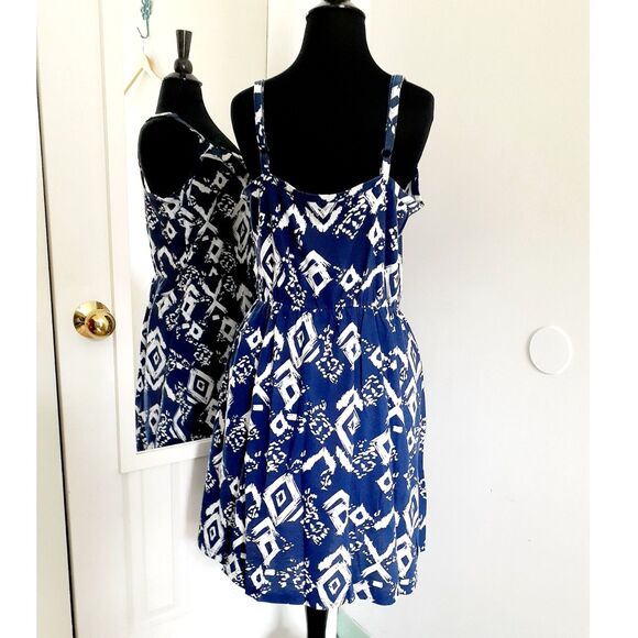Faded Glory Navy White Geometric Print Sundress Size Medium - Picture 4 of 11